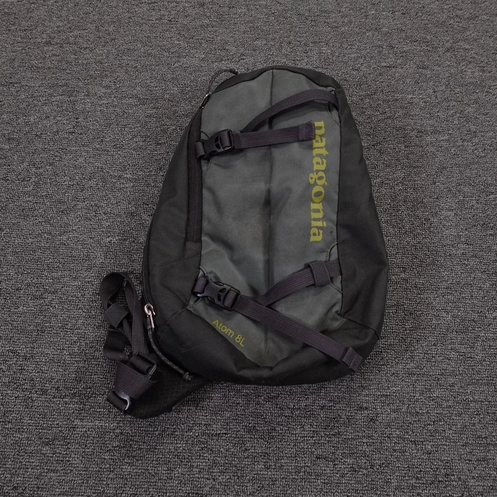 Patagonia Gray Atom 8L Sling Backpack Soft Case Adjustable Straps Men Daypack